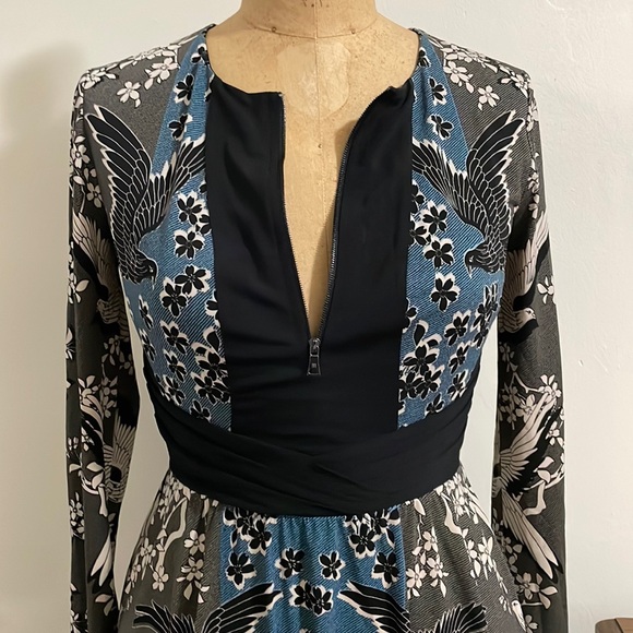 BCBGMAXAZRIA Long Sleeve Bird Print Edina Dress SZ XXS - Picture 1 of 13